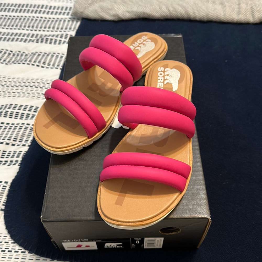 NIB Sorel Sandals